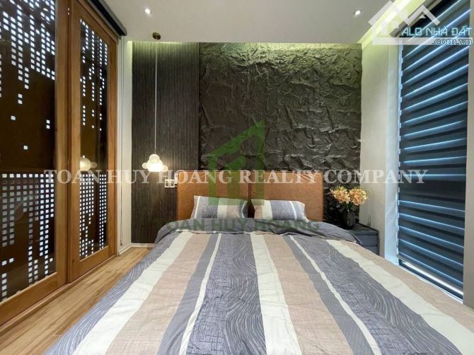 Nhà 3 Tầng 4 Phòng Ngủ Hiện Đại Nam Việt Á – D399 - 13