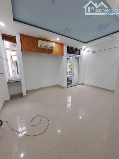 🛑 CHO THUÊ NHÀ 4 TẦNG ĐƯỜNG : BÀU HẠC 8 - 3PN - 3WC - 14