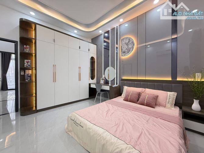 GIÁ TỐT KHU QUẬN 10 - HẠ GIÁ CÒN 5,76TỶ ĐƯỜNG TAM ĐẢO, NGAY KHU CƯ XÁ BẮC HẢI. SỔ CHUẨN - 15