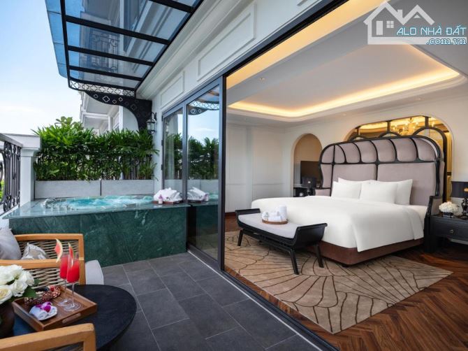 Bán Khách sạn phố Đào Duy Từ - 200m ra Hồ Gươm - 334m2 - 70 Phòng - Giá 309 Tỷ - 52 tỷ/năm - 15