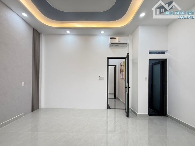 GIÁ TỐT KHU QUẬN 10 - HẠ GIÁ CÒN 5,76TỶ ĐƯỜNG TAM ĐẢO, NGAY KHU CƯ XÁ BẮC HẢI. SỔ CHUẨN - 17