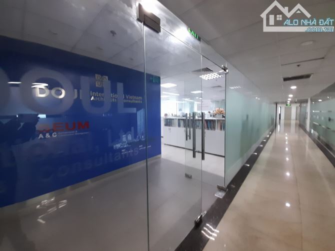 Bán gấp tòa building mặt Phố  Huế DT 600m2 - 14T nổi + 3 hầm - MT 25m - 550 tỷ - 2