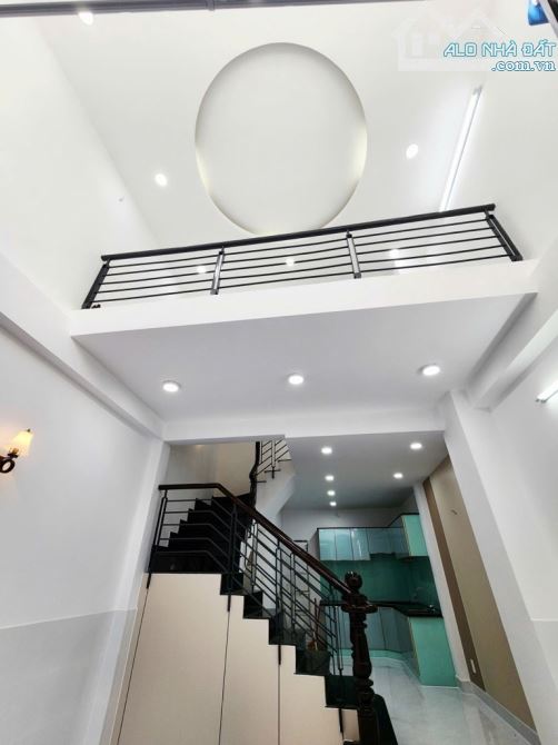 KHU TÂN SƠN NHÌ - HẺM XE HƠI TRẦN VĂN ƠN NHÀ 5 TẦNG 5PN MỚI ĐẸP GIÁ 6TỶ 380 TL - 2