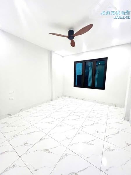 NHÀ XÂY MỚI 48,2M  - GIÁ TỐT NHẤT KHU VỰC - CÁCH NGÕ Ô TÔ 20M - YÊN TĨNH - 2