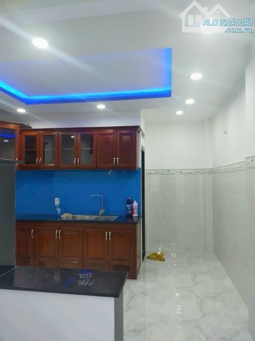 HXH QUAY ĐẦU – NHÀ 3 TẦNG BTCT – 4PN 4WC – P.9 GÒ VẤP – 6.7 TỶ - 2