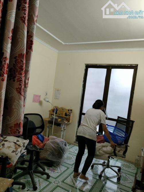 Bán gấp giá rẻ Kim Hoa 25m, 4 tầng, mặt tiền 4m, 5.3 tỷ Đống Đa. - 2