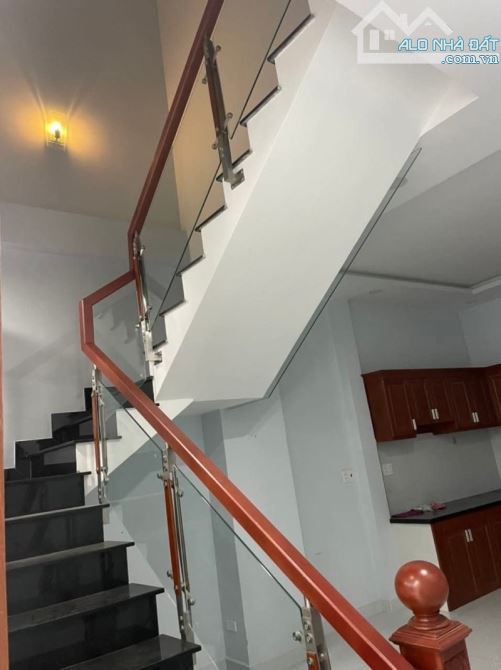 Bán nhà đường Số 8, Phường Trường Thọ, Thủ Đức. DT 80m2, 2 tầng, 2PN, SH, 7.4 tỷ - 2
