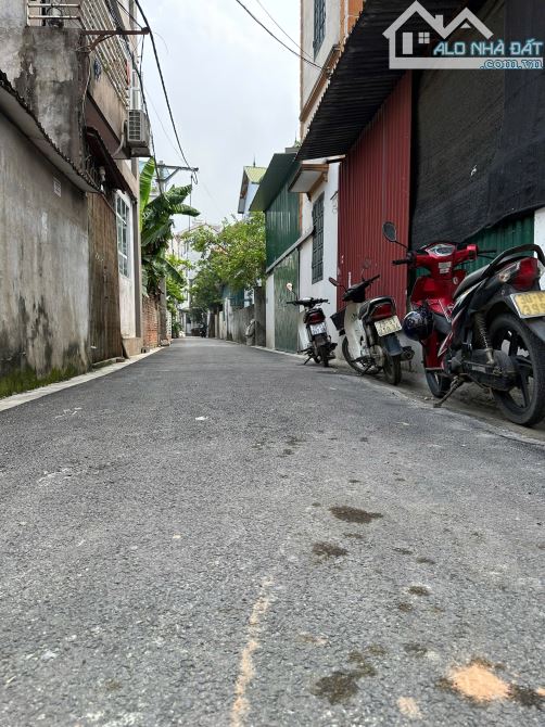 🌟 ĐÓN ĐẦU NHIỀU DỰ ÁN - 84M² FULL THỔ CƯ-Ô TÔ VÀO TẬN ĐẤT - NĂM GIỮA CẦU THĂNG LONG VÀ CẦ - 2