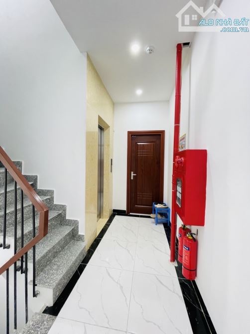 TÒA CHDV CAO CẤP- HÀO NAM-7 TẦNG THANG MÁY-DT-48M-MT3.6M-GIÁ CHỈ 15.6TỶ - 2