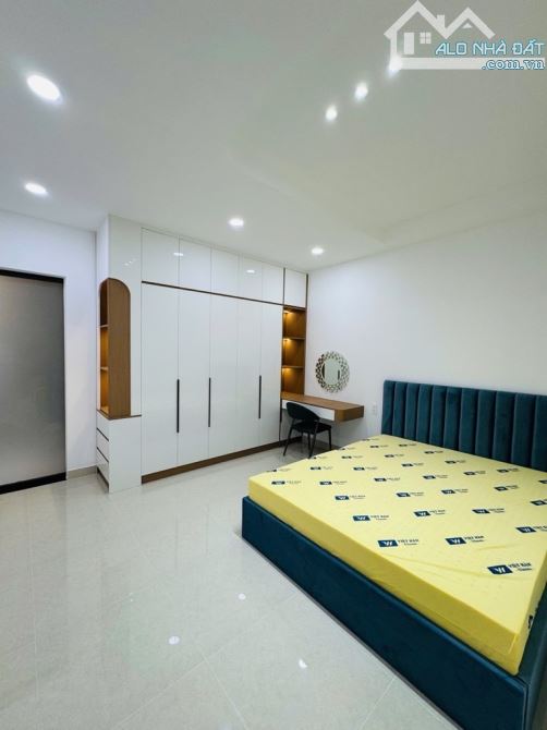 BÁN NHÀ ĐẸP FULL NỘI THẤT CAO CẤP ... KHU TÊN LỬA ĐƯỜNG SỐ 7, 53M2 , NGANG 4.3M, 3 TẦNG, N - 2