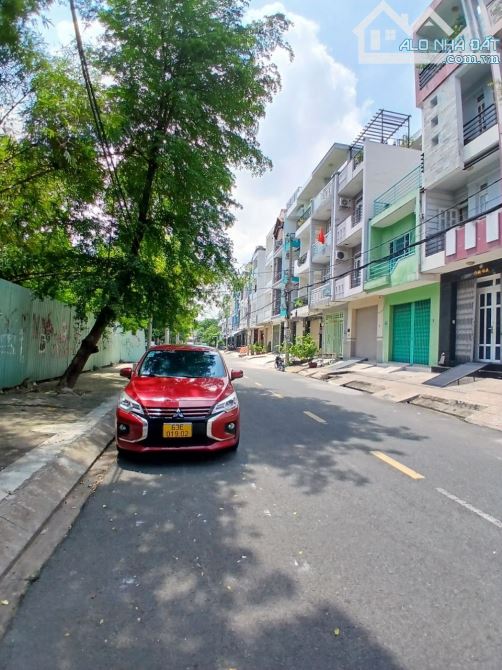 NHÀ BÁN ĐỐI DIỆN CÔNG VIÊN ĐƯỜNG SỐ 54 Q6 (8X17) CHỈ 21 TỶ - 2