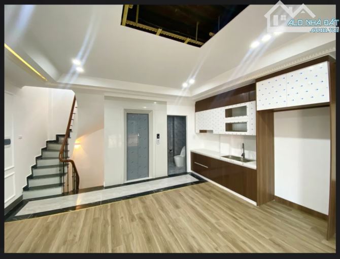 Cần bán nhà mặt phố Phạm Văn Đồng 6tầng thang máy. - 2