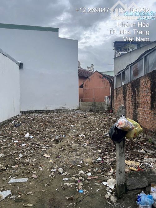 Gả nhanh lô đất gần nhà hàng Đồng Xanh - Vĩnh  Ngọc-Nha Trang đường 3,5m - 2
