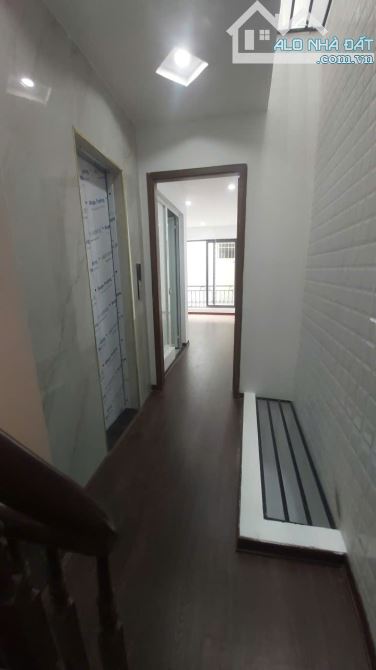 BÁN NHÀ 5T MỚI TINH TẠI XA LA, THANG MÁY, CÁCH 1 NHÀ RA ĐƯỜNG Ô TÔ - 2