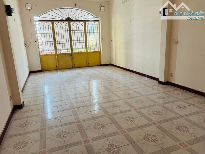 Bán nhà mặt tiền Nguyễn Văn Linh Thanh Khê 106m2 giá 24.2 tỷ - 2