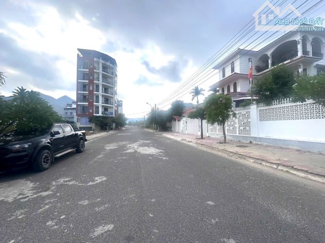 Đất Biệt thự mặt tiền đường Triệu Quang Phục - KDC Đường Đệ - Vĩnh Hoà ❇️ - 2