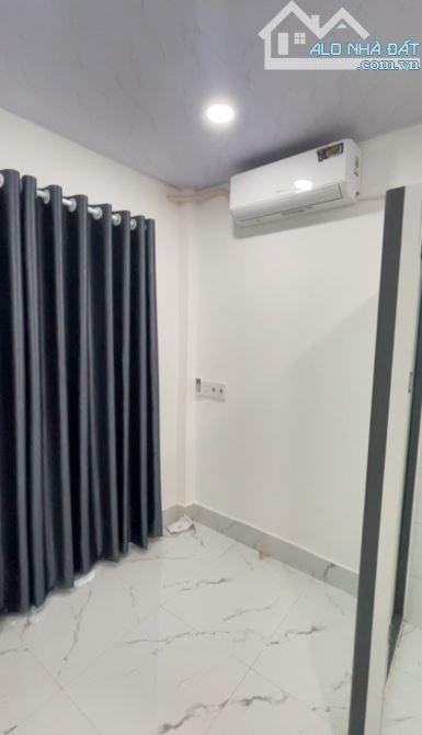 MẶT TIỀN ĐƯỜNG TÂN PHÚ- NHÀ MỚI XÂY 2 TẦNG Ở LIỀN- SỔ HỒNG RIÊNG- CHỈ NHỈNH 2 TỶ. - 2