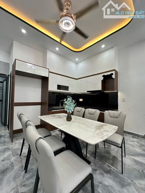 BÁN NHÀ 2 TẦNG MỚI KIỆT Ô TÔ HOÀNG VĂN THÁI - 2