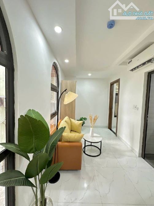 BÁN CCMINI HOA BẰNG 1 NHÀ RA PHỐ Ô TÔ ĐỖ CỬA ĐƯỜNG THÔNG .78 M2 GIÁ 230 Tr/M . - 2