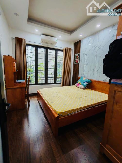 BÁN NHÀ GẦN MẶT PHỐ NGUYỄN CẢNH DỊ - HOÀNG MAI, ĐƯỜNG Ô TÔ THÔNG RẤT RỘNG, KINH DOANH. - 2