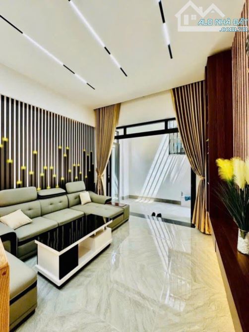 CHỈ 4TY5 - 40M2 NỞ HẬU - LẦU TRỆT - PHƯỜNG 11 - THỐNG NHẤT - GÒ VẤP - 2