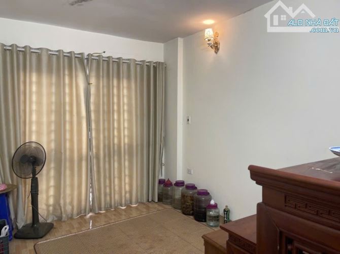Bán nhà bát khối 43 m 4 tầng full nội thất nhà đẹp - 2