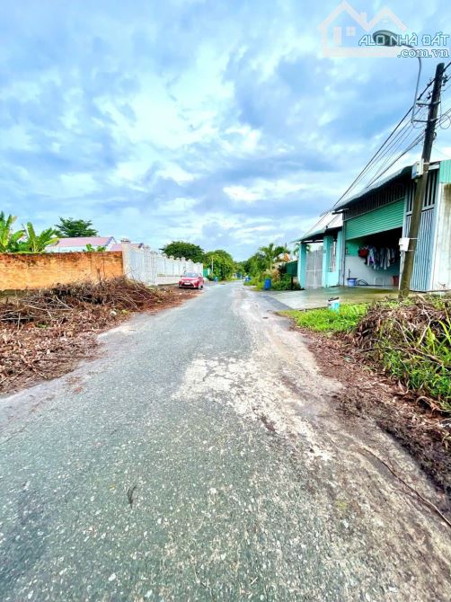 Bán đất thổ cư sát ngã tư Tân Quy xã Trung An Củ Chi TPHCM, DT: 5x24m. - 2