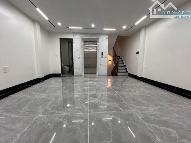 Bán nhà Phố  Tam Trinh, X2B  Thang Máy, Kinh Doanh, 45m2 x 6 tầng, ô tô, GIá: 12,9 tỷ( ctl - 2