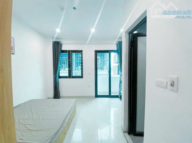 12,2 Tỷ: Nhà 4 tầng, 54m nở hậu, MT 5m; 15m ra phố Kim Giang; ô tô qua nhà; kinh doanh - 2