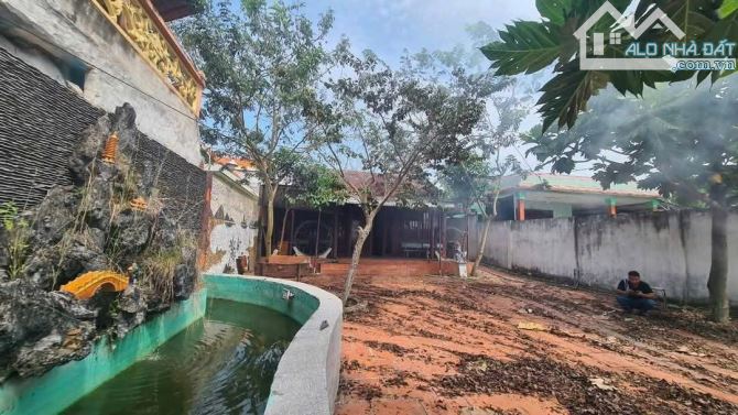 Xuất ngoại bán nhanh nhà vườn 781m2 tại Bến Lức. Giá 4.8 tỷ còn 3.2 tỷ - 2