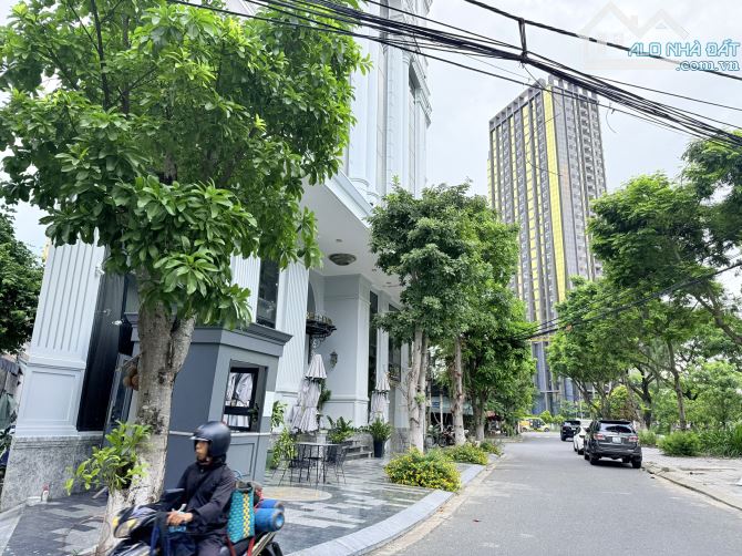 NHỈNH 9 TỶ BÁN NHÀ 2 TẦNG LÔ GÓC HẢI CHÂU 100M2 - 2