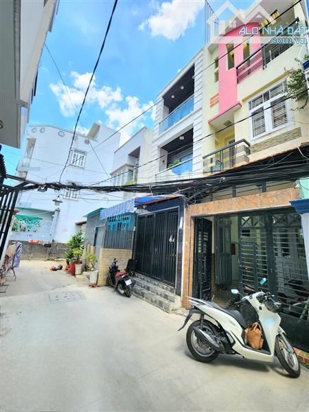 BÁN NHÀ HẺM NGUYỄN LÂM - BÌNH THẠNH - 3 TẦNG - 73M2 - NHỈNH 8 TỎI - 2