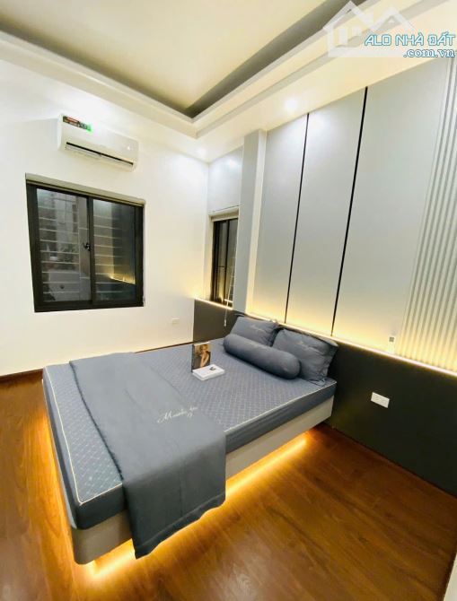 Bán nhà Triều Khúc - Hà Đông 20m2 x 5 tầng, 3 phòng ngủ, mặt tiền 3.5m. Giá 2.5 tỷ - 2