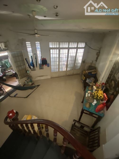 Lý Chiêu Hoàng quânn 6 331/280m2 6 tầng giá chỉ 32 tỷ - 2