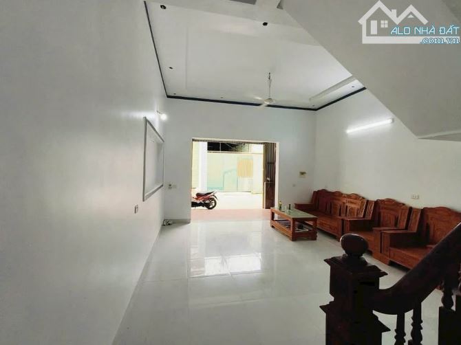 B.ÁN GẤP NHÀ ĐẸP PHỐ BỒ ĐỀ, NHÀ 5 TẦNG 2 MẶT THOÁNG MỚI CONG, NGÕ XE 7 CHỖ, NHỈNH 8 T.Ỷ - 2