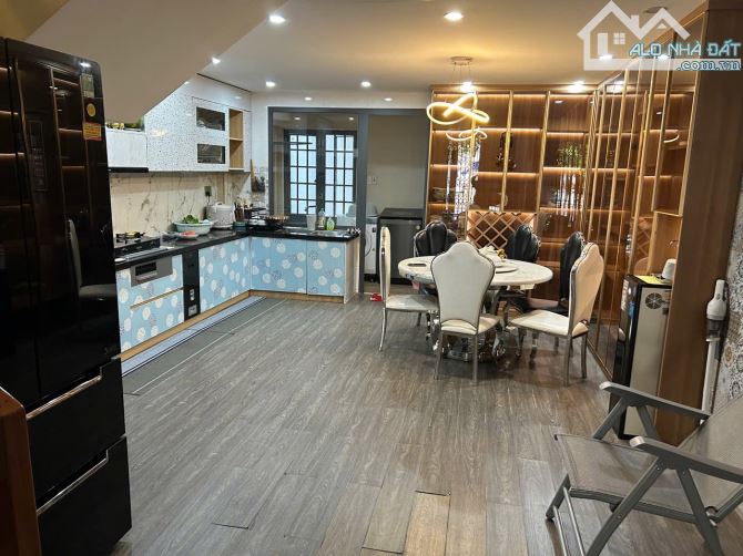 Cần cho thuê nhà 4 tầng đường 10.5m Bùi Trang Chước - Hoà Xuân - 2