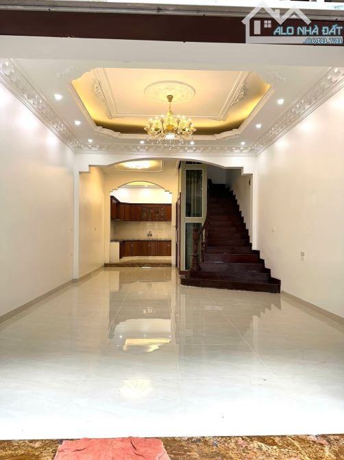 Bán Nhà MP Xuân Quỳnh Cầu Giấy vỉ hè oto KD Thang máy nhỉnh 37ty 70m x5t. - 2