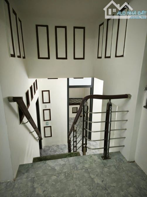 Nhà mặt tiền Nguyễn Xí gần chợ Y Nuê đường nhựa Ô tô tẹt ga - 2