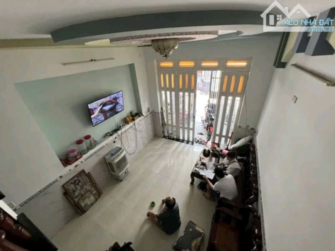 Nhà 60m² 4x15m Hiệp Thành 13 Quận 12 sổ đẹp giá rẻ 4.25 tỷ - 2