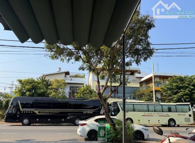 Bán biệt thự mặt Xuân Quỳnh, Ngũ Hành Sơn, Mặt tiền rộng 10m, tổng 192m2, Hướng Đông Nam - 2