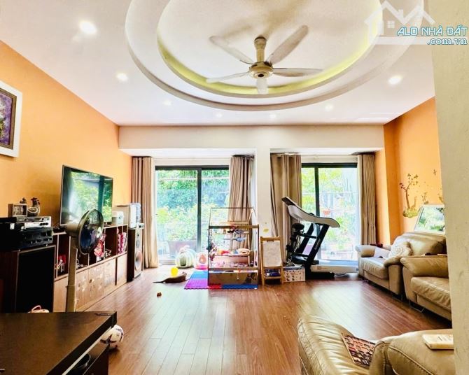 🏠 BÁN NHÀ LIỀN KỀ V.I.P CẦU GIẤY | PHÂN LÔ BÀN CỜ | 105m2 | 5 tầng | Mt 6m - 2