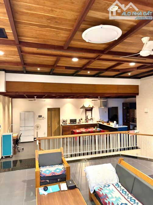 SIÊU BIỆT THỰ 800M2 NAM ĐÀ NẴNG-KHU CHUYÊN GIA YÊU THÍCH-GẦN TRƯỜNG QUỐC TÉ - 2