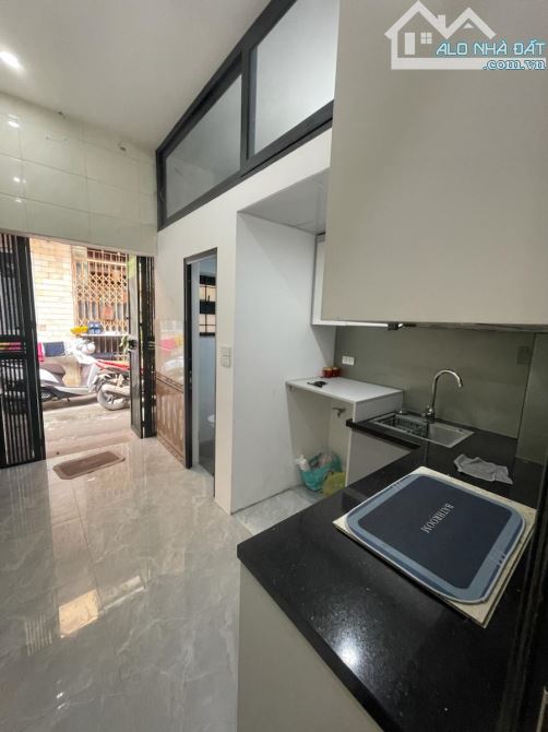 Bán nhà phố Bùi Xương Trạch, 35m2, 1tầng, ngõ ba gác tránh giá 2.6tỷ - 2