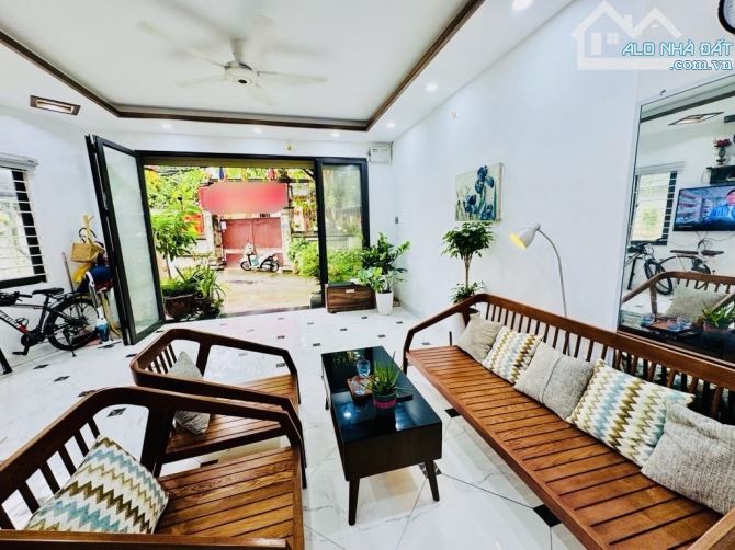 BÁN NHÀ TRƯƠNG ĐỊNH - NGUYỄN CHÍNH - TÂN MAI - CĂN GÓC Ô TÔ - 48M x 6T. GIÁ BÁN 11.9 TỶ - 2