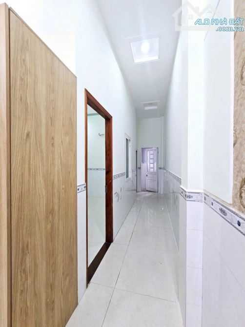 Bán nhà 2 tầng sát làng đại học quốc gia - 2