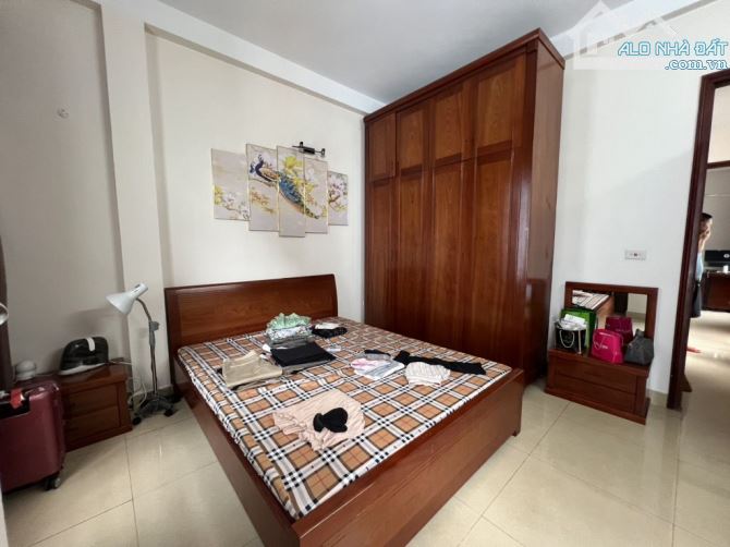 PHÂN LÔ - HOÀNG VĂN THÁI - NHÀ CAO CỬA RỘNG  - Ở SƯỚNG - 2