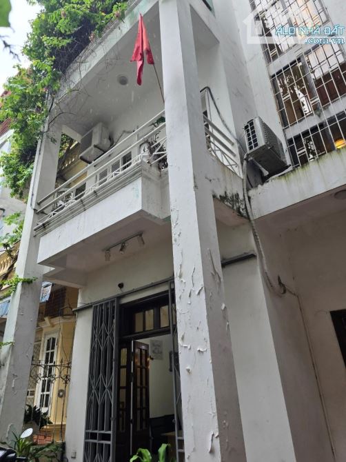 Ba Đình – vị trí vàng, giá trị bền vững. Bán nhà 109m², 4 tầng, mặt tiền 6m, giá 27 tỷ - 2