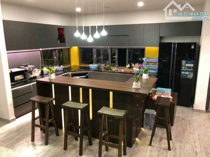 Bán nhà góc 2 mặt tiền 1 trệt 3 lầu sổ riêng thổ cư p. Thống Nhất - 2