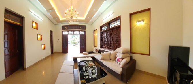 CẦN BÁN BIỆT THỰ THIẾT KẾ HIỆN ĐẠI NỘI THẤT CAO CẤP GẦN CHỢ ĐẠT LÝ - Loctran - 2