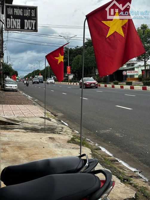 BÁN NHÀ 1 MÊ MTKD ĐƯỜNG NGUYỄN CHÍ THANH– GẦN KHU ĐÔ THỊ ECO CITY - GIÁ:6,8 TỶ - 2
